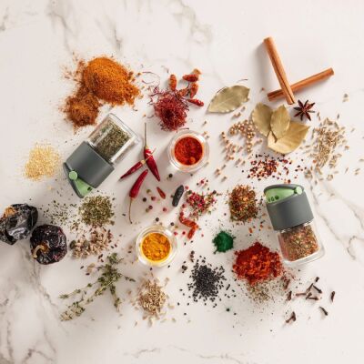 GRİ 4 PARÇA CAM BAHARATLIK SETİ - 4