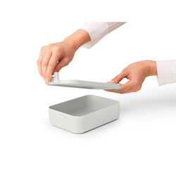 MAKE TAKE LIGHT GREY PLASTİK ORTA BOY YEMEK TAŞIMA KABI 1.1L - Brabantia