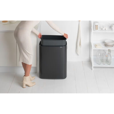 BO MATT BLACK DOKUNMATİK ÇÖP KUTUSU 60L - 3