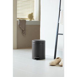 NEWICON MINERAL INFINITE GREY PEDALLI ÇÖP KUTUSU 5L - BRABANTIA (1)