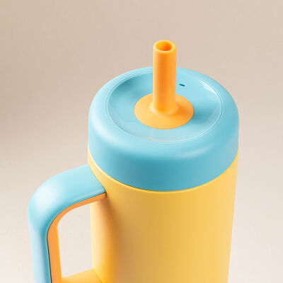 SARI PASLANMAZ ÇELİK PİPETLİ TERMOS BARDAK 660ML - 2